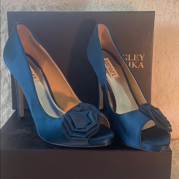Badgley Mischka Frank Aqua Blue Satin heel rosette formal event US 9 - Picture 5 of 8